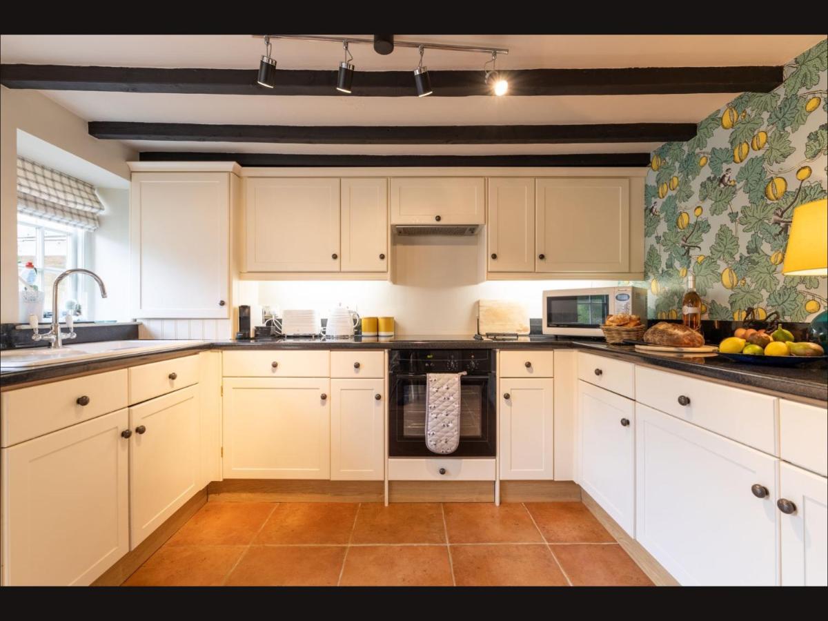 Wisteria Cottage , Pretty Cotswold Cottage Close To Chipping Campden Weston Subedge Εξωτερικό φωτογραφία